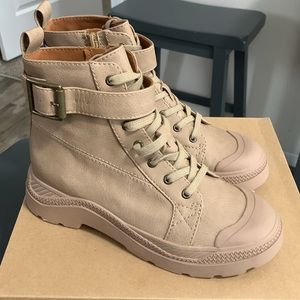 Zodiac Women’s Boots size 6.5 new in box